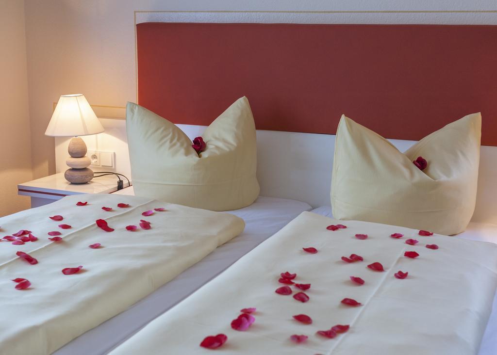 Hotel Sonnengarten Sommerhausen Kültér fotó