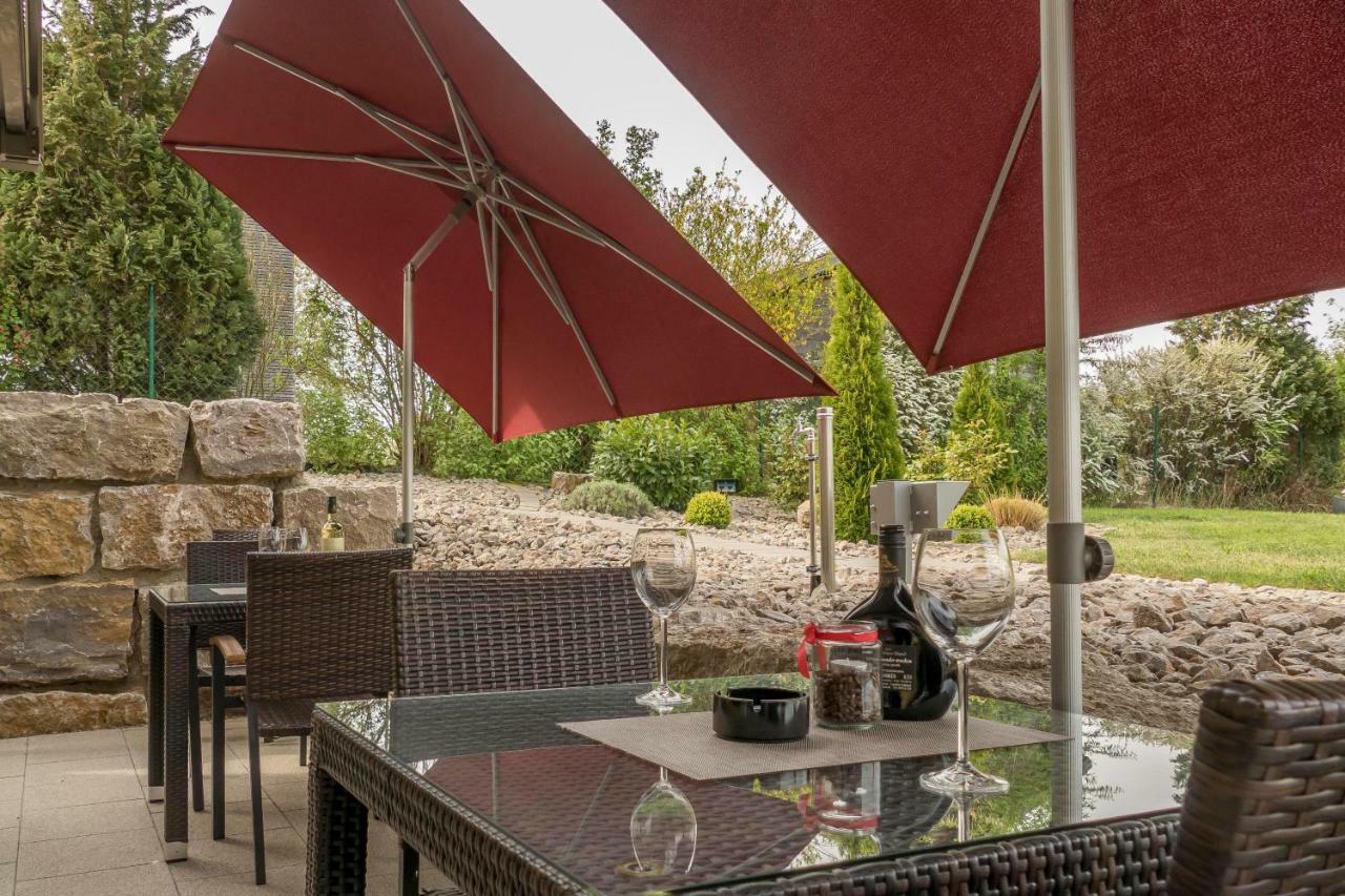 Hotel Sonnengarten Sommerhausen Kültér fotó
