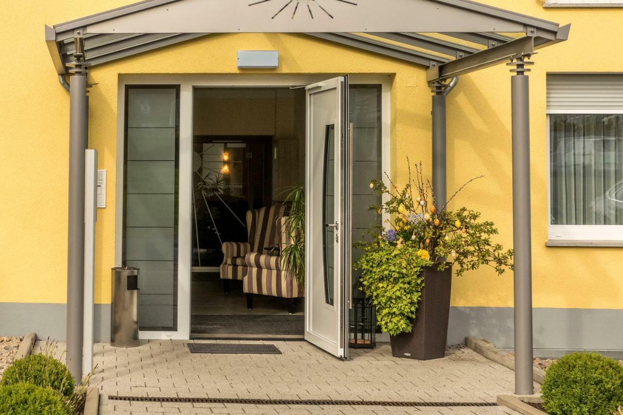 Hotel Sonnengarten Sommerhausen Kültér fotó